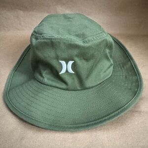 Hurley High Trail Army Green Bucket Hat with Drawstring. O/S